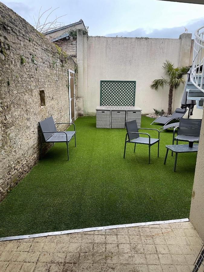 Anselme, F2 Duplex Avec Cour Commune Et Proche De La Mer ,2 Ver-sur-Mer ภายนอก รูปภาพ